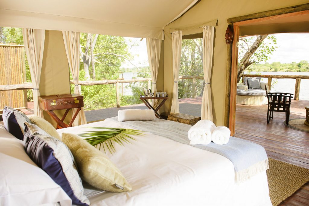 ultimate zambia and zimbabwe safari